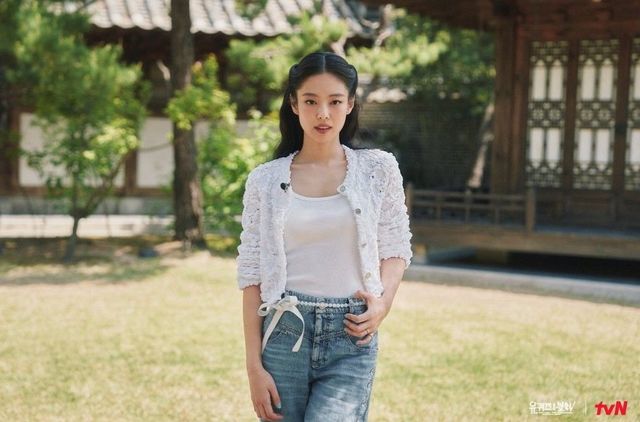 인스타그램 @youquizontheblock