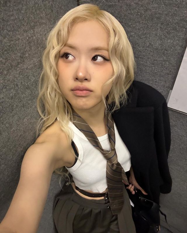 인스타그램 @roses_are_rosie