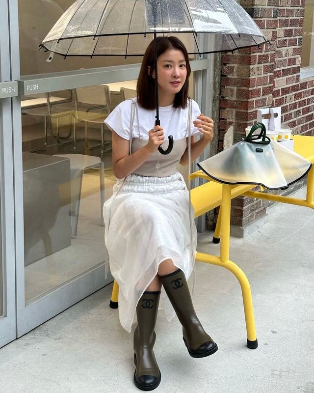 인스타그램 @leesiyoung38