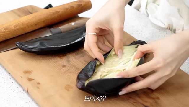 유튜브 〈윤은혜의 EUMHYELOGIN〉