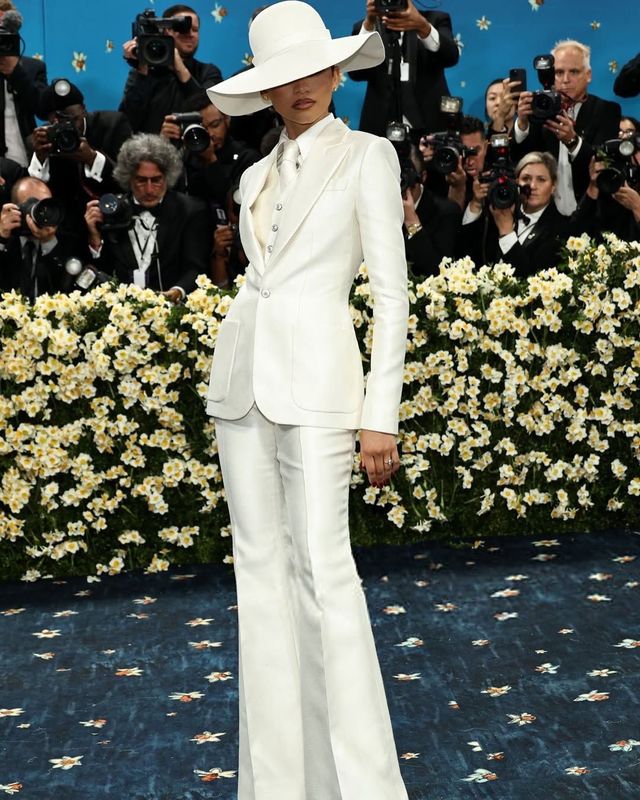 인스타그램 @metgalaofficial_