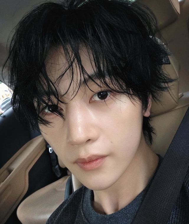 인스타그램 @zb1official