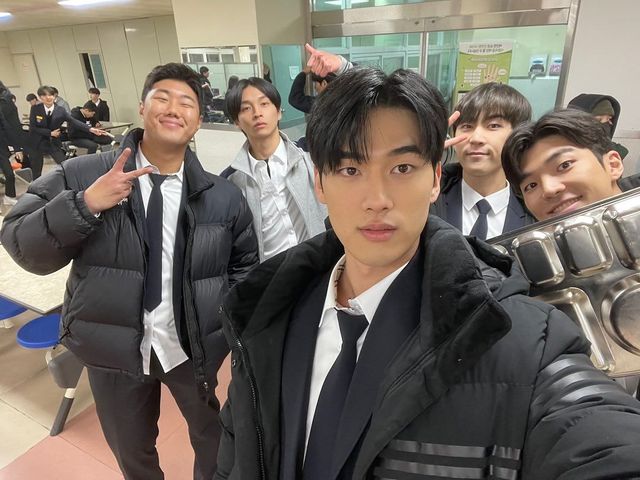 인스타그램 @gunjup