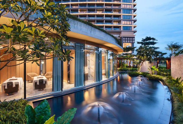 시시각각 색다른 매력을 보여주는 리조트.