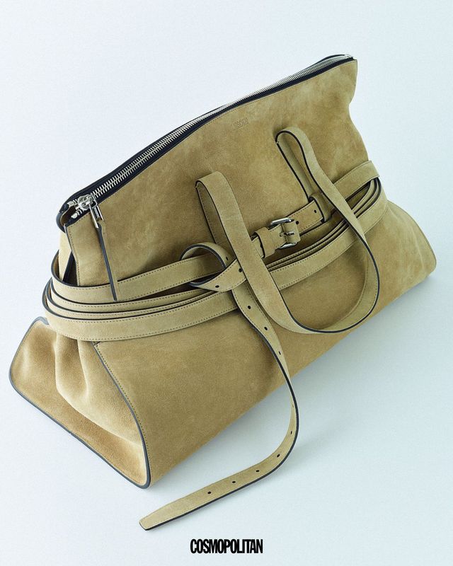 Moschino | 2백90만원대.