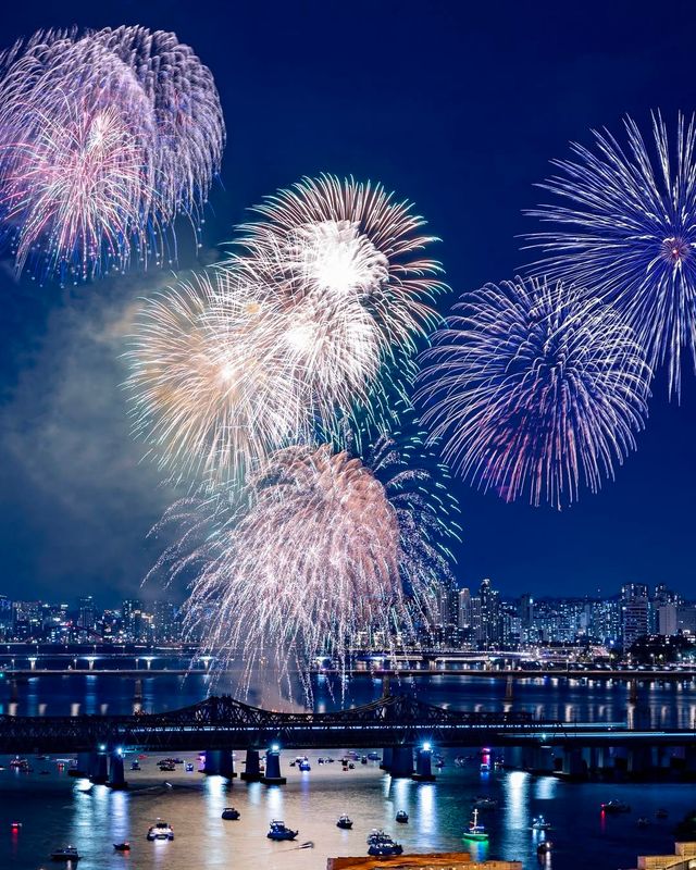 여의도불꽃축제 (출처 : 인스타그램 @seoul_official)