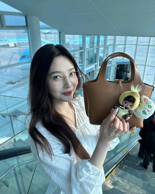 레드벨벳 조이 몬치치 @_imyour_joy