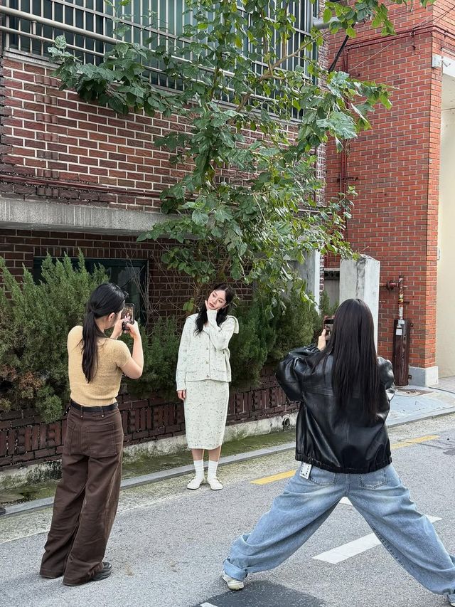 가을 감성 가득한 혜리의 화이트 메리제인 스타일링 @hyeri_0609