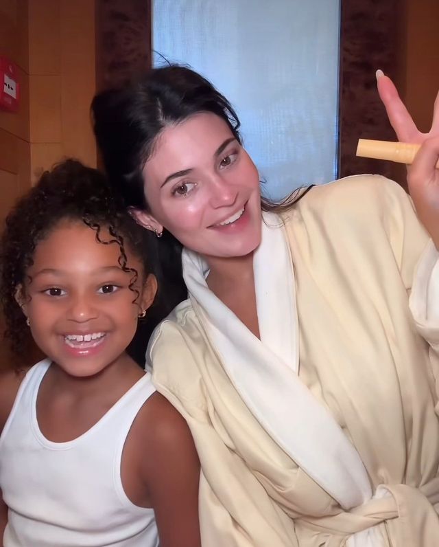 인스타그램 @kyliejenner