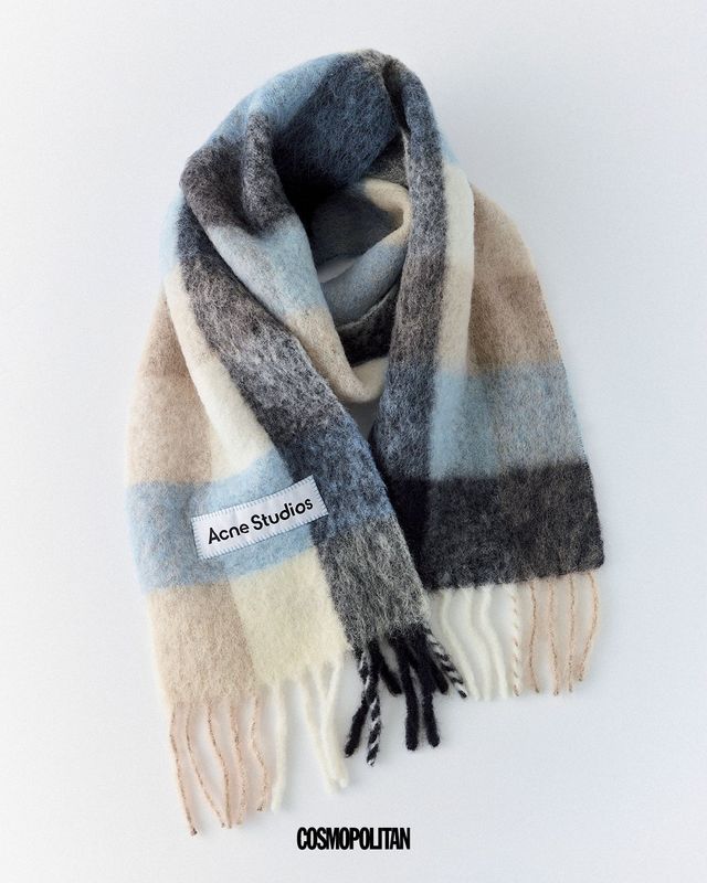 51만원 ACNE STUDIOS.