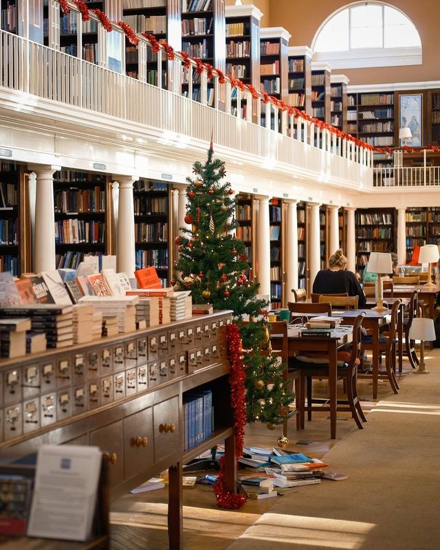 옥스퍼트 영어 사전에 등재된 한글 단어. 인스타그램 @oxford_uni