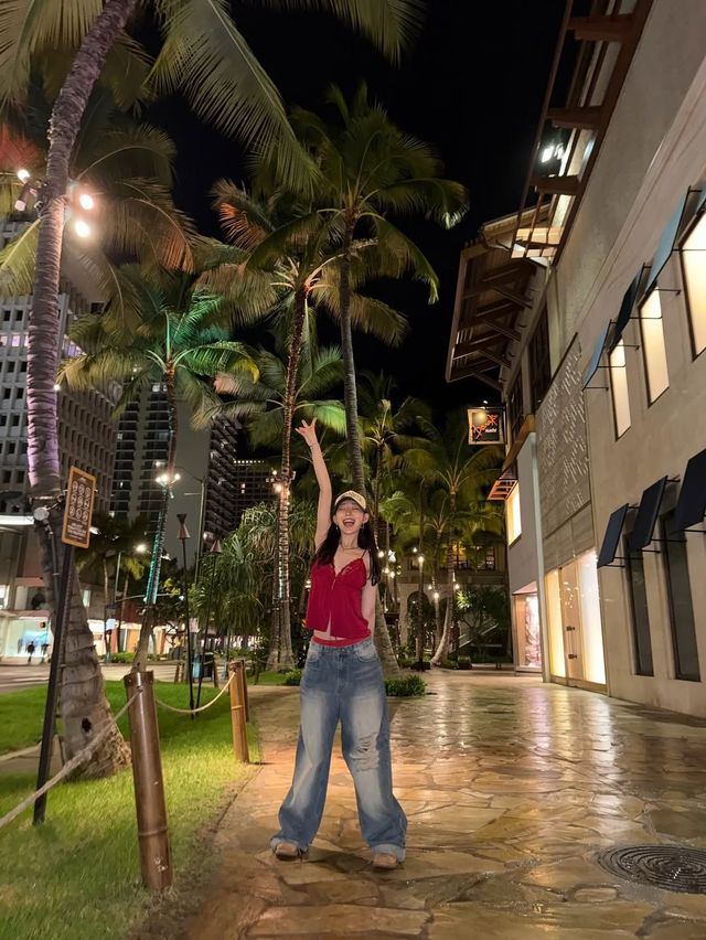 쥴리의 새깅 룩. 인스타그램 @kissoflife_s2