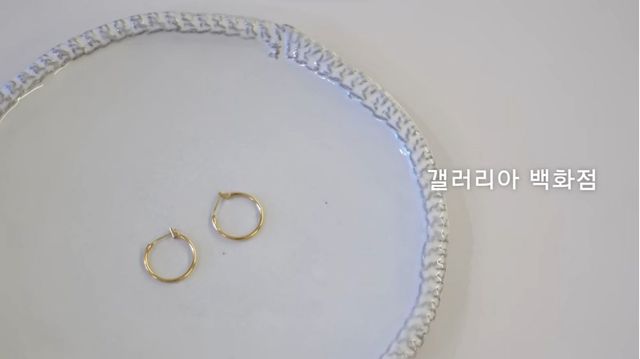 윤승아 귀걸이 | 유튜브 〈승아로운〉