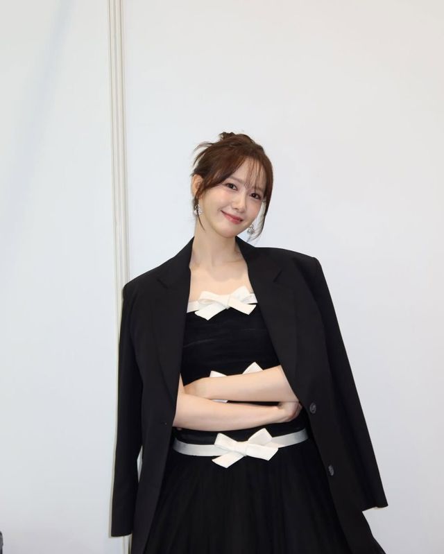 윤아 | 인스타그램 @yoona__lim