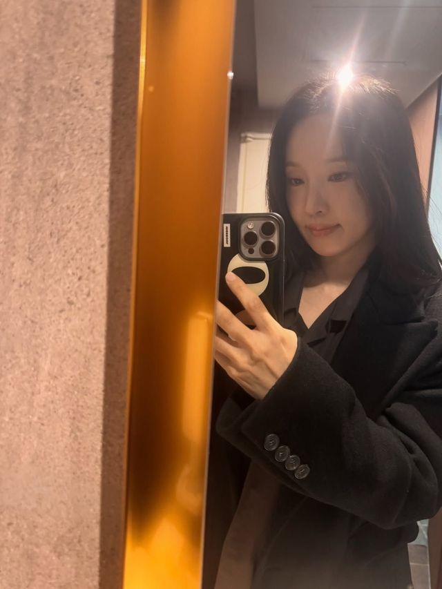 인스타그램 @jenyerjiyoon