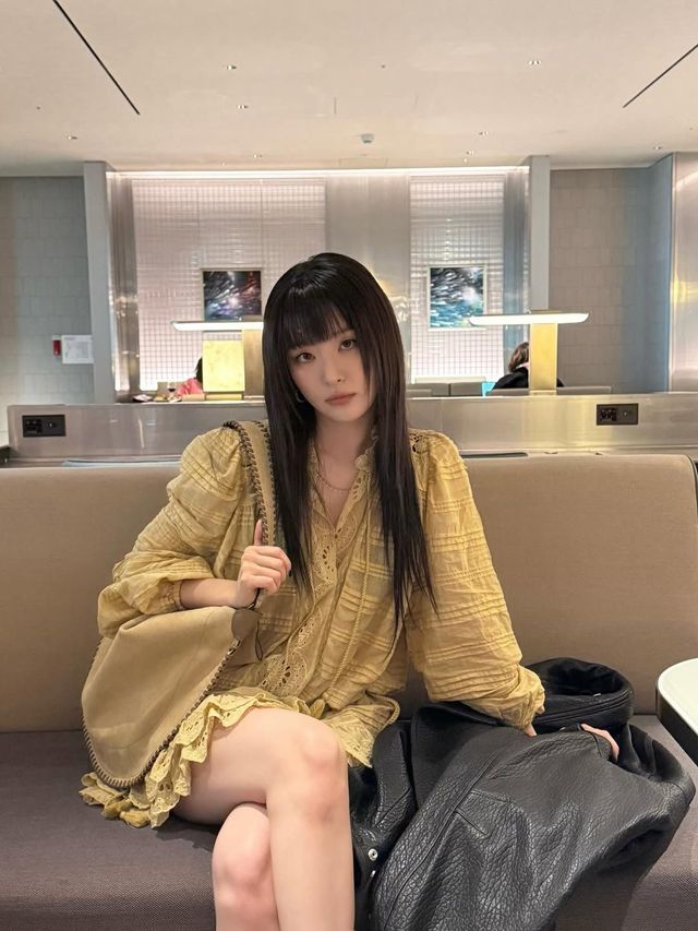 레드벨벳 슬기 패션 | 인스타그램 @hi_sseulgi