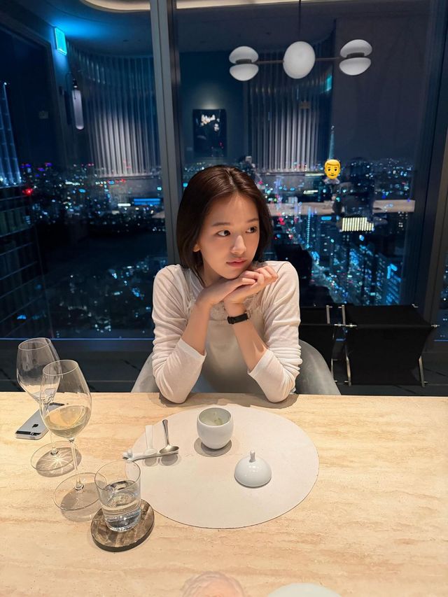 안유진 패션 | 인스타그램 @_yujin_an