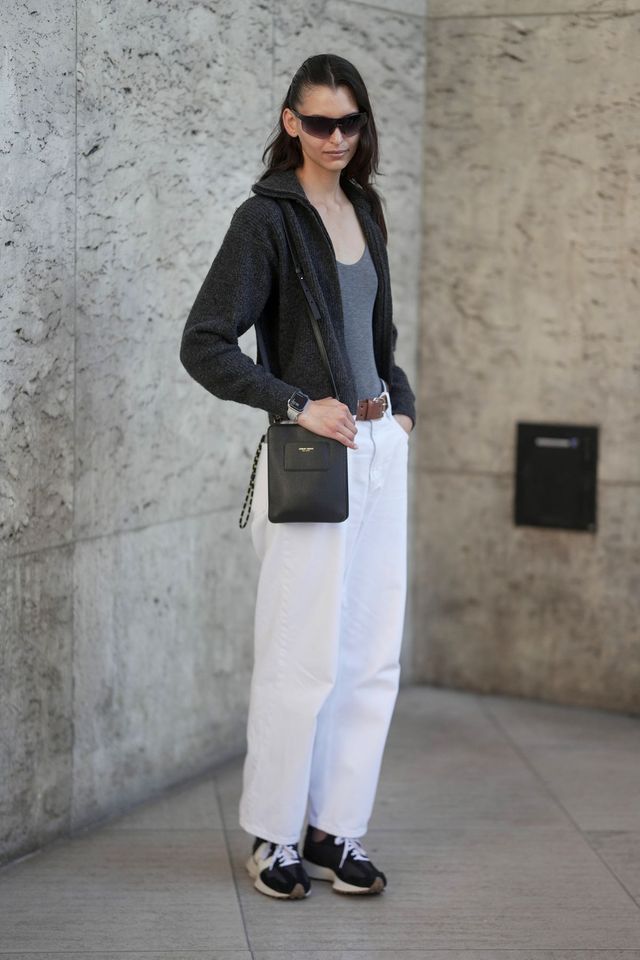 스마트 워치 스트릿 패션. Photo by 305pics/게티 이미지