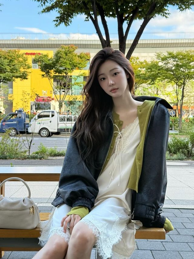 인스타그램 @youseeany