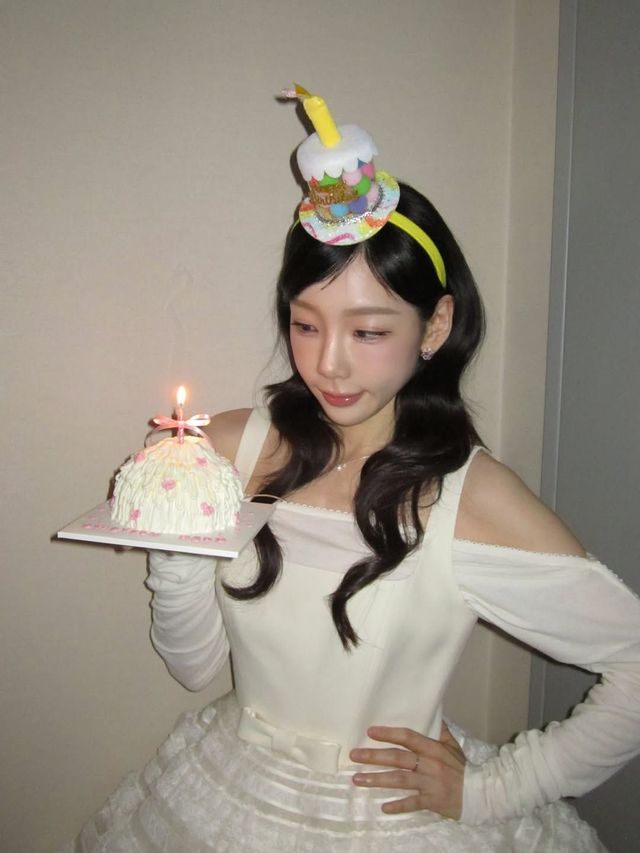 3월 9일 생일을 맞은 태연. 인스타그램 @taeyeon_ss