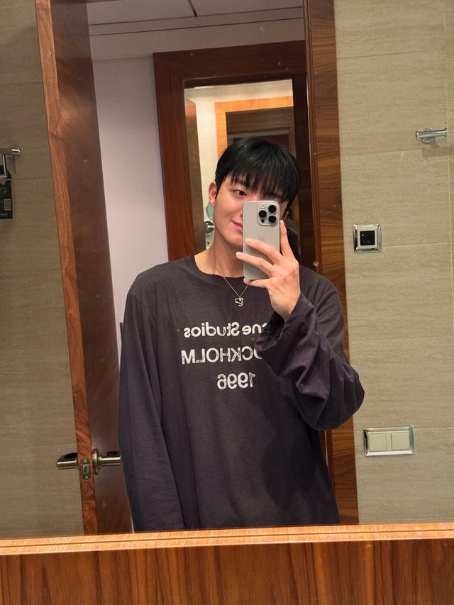 지예은 바타 열애 ㅣ 인스타그램 @vata_500