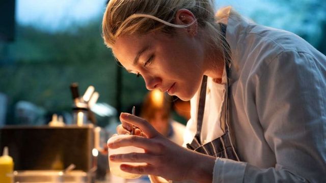 익숙한 연애 패턴에서 벗어나는 법, 영화 ‘We live in time’ 스틸컷