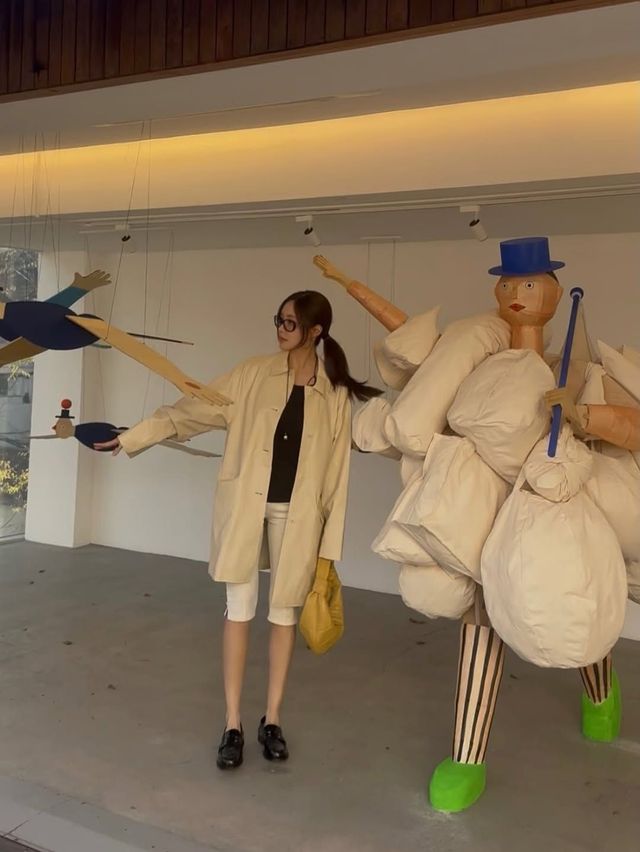 효민 카프리 팬츠 패션 | 인스타그램 @hyominnn