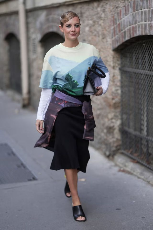 레이어드 티셔츠 스타일링 팁 | 305pics//Getty Images