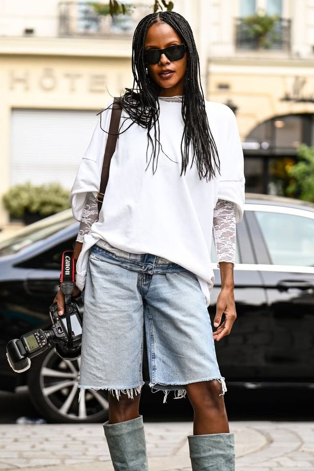 레이어드 티셔츠 스타일링 팁 | Daniel Zuchnik//Getty Images