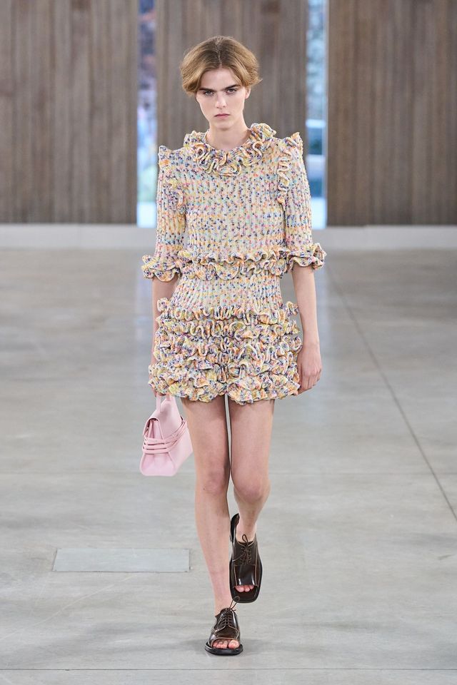 Moschino Spring/Summer 2026 | 출처 Launchmetric