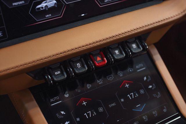 람보르기니 우루스 SE