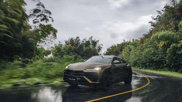 람보르기니 우루스 SE