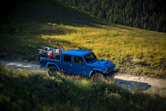 지프 뉴 글래디에이터