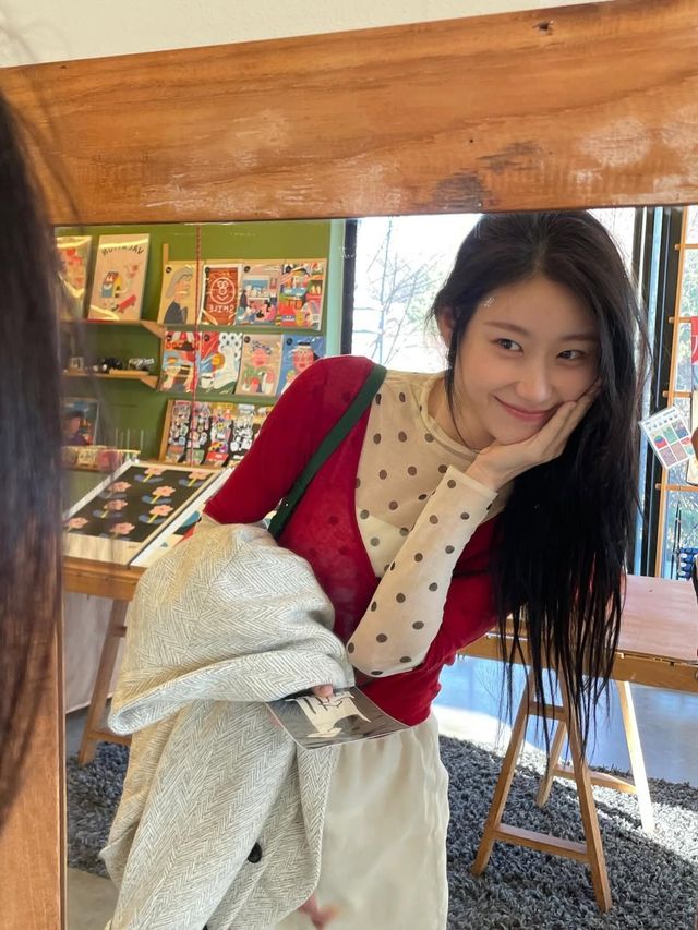 채령 도트 패션 | 인스타그램 @chaerrry0 