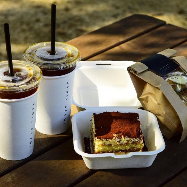 단맛을 바탕으로 균형 잡힌 향미의 커피를 즐길 수 있는 단일 서울. 인스타그램 @danilseoul