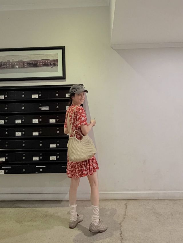 정려원 꽃무늬 원피스 | 인스타그램 @yoanaloves