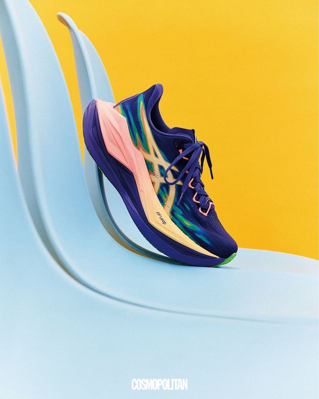 우수한 탄성으로 일상적 러닝에 적합한 슈퍼블라스트 3 25만9천원 Asics.