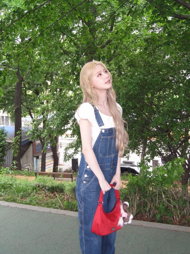 아이들 미연 멜빵바지 패션 | 인스타그램 @noodle.zip