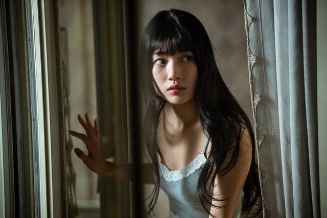 연인과 꼭 챙겨야 할 기념일은 언제일까? 넷플릭스 시리즈 ‘이두나!’ 스틸컷