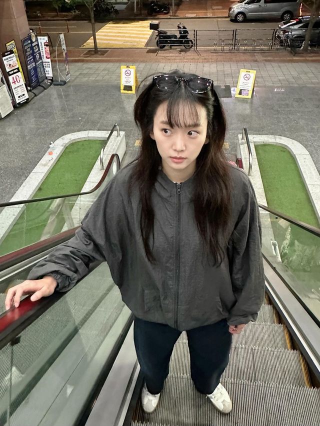 넷플릭스 〈참교육〉 임한림 역 배우 진기주 | 인스타그램 @jinkijoo