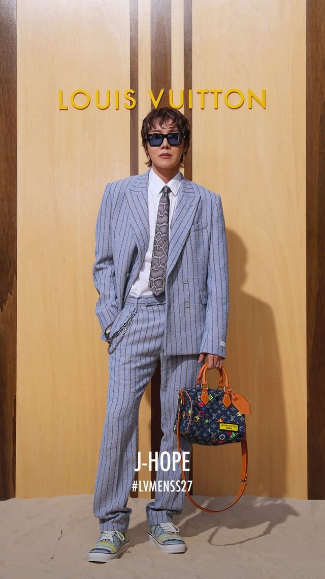 파리패션위크에 참석한 제이홉. 사진 @louisvuitton
