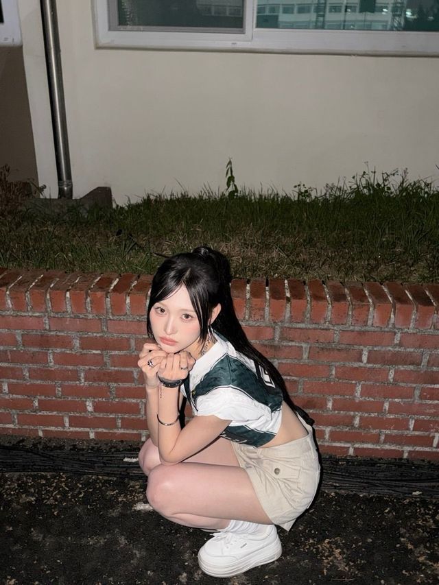 리센느 미나미의 다양한 스타일링. 사진 인스타그램 @rescene_official
