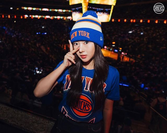 앳하트 NBA 직관 패션 | 인스타그램 @nyknicks