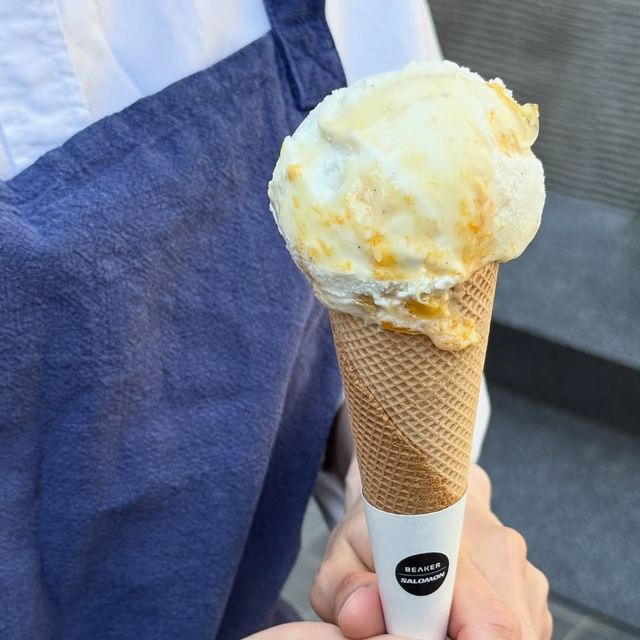 지드래곤의 냉장고 속에서도 발견되며 화제가 되었던 젤라또 맛집 ‘코타티 해방촌’. 인스타그램 @gelateria.cotati