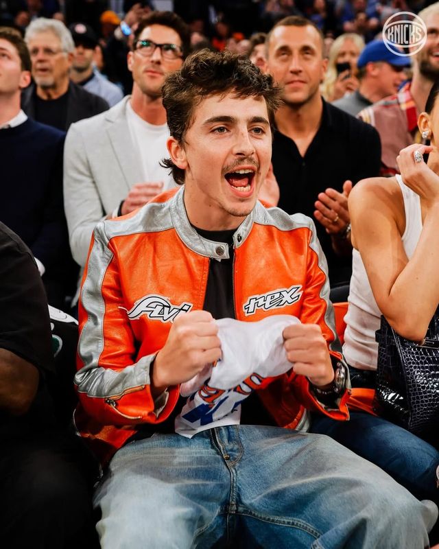 티모시 샬라메 NBA 직관 패션 | 인스타그램 @nyknicks