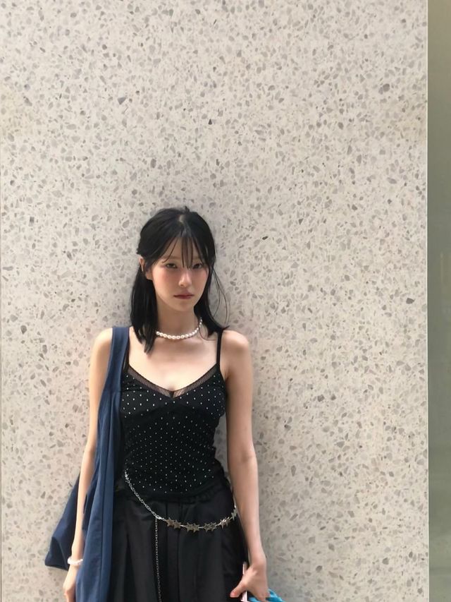 백지헌의 올블랙 코디. 인스타그램 @jiheonnibaek