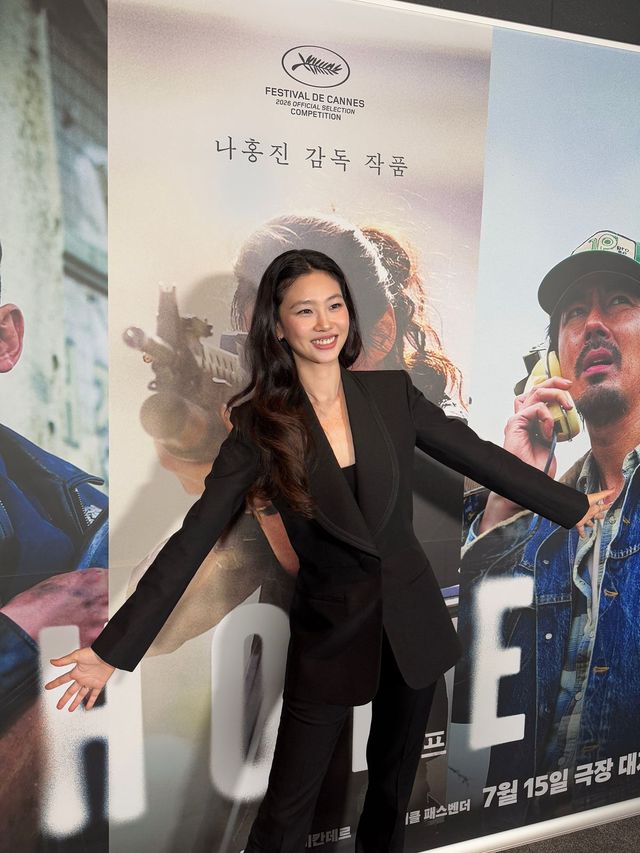 영화 〈호프〉 정호연 시사회, 무대 인사 패션 | 인스타그램 @hoooooyeony