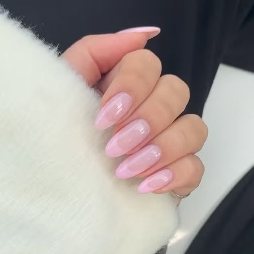 핑크 네일 아트 아이디어 | 사진 @nailsbyzola