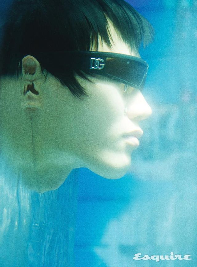 내로 선글라스 43만8000원 돌체앤가바나 by 에실로룩소티카. 