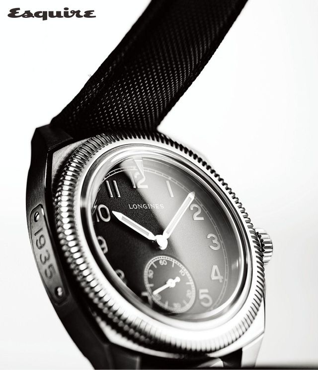 1930년대 모델을 재해석한 파일럿 마제텍 파이어니어의 티타늄 버전. 1935피스 리미티드 에디션으로 선보인다. 700만원 론진.